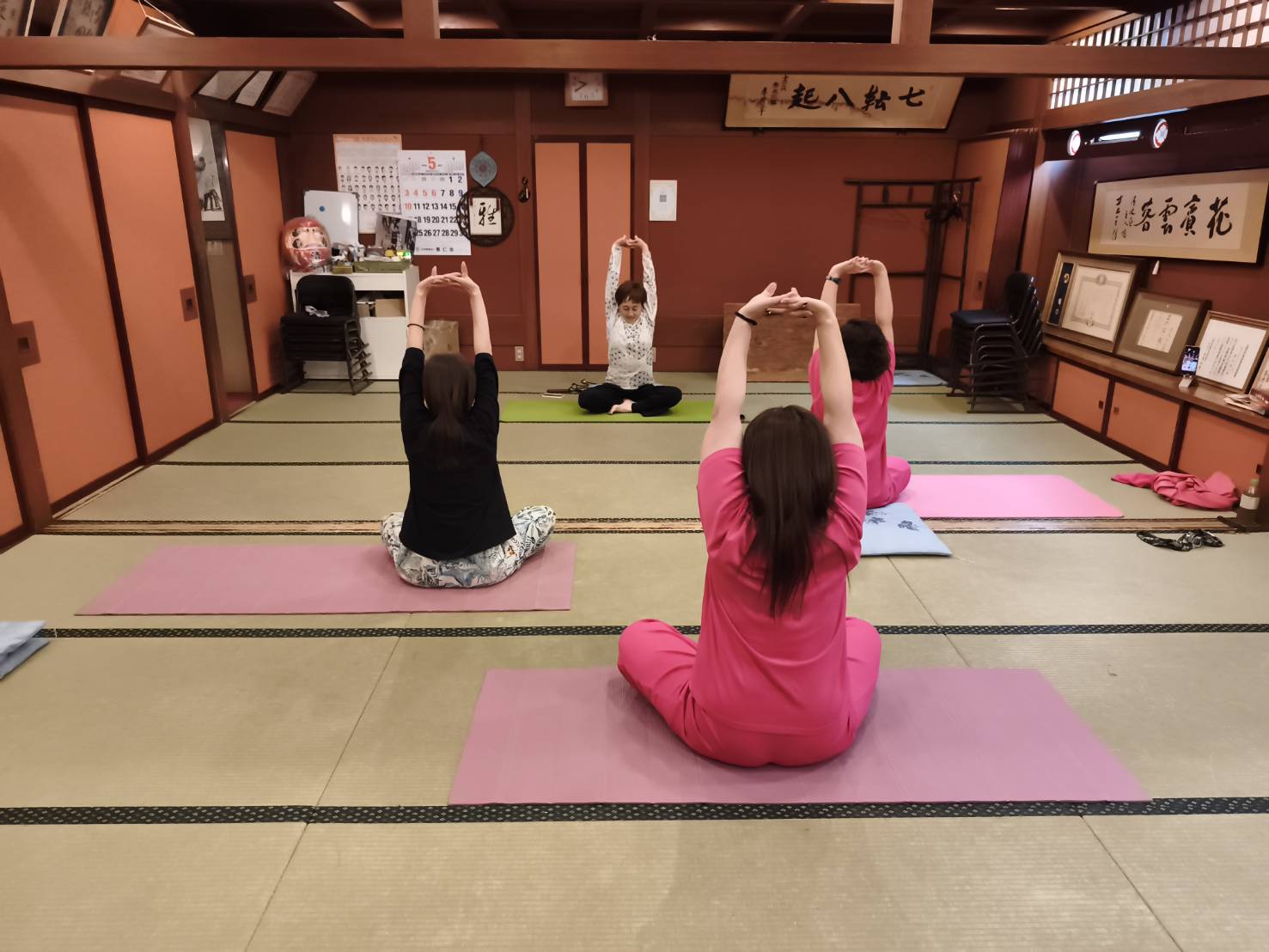 清水屋旅館 ヨガ体験